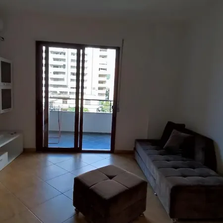 Kamax Apartment Vlore In Ottima Posizione Apartment Vlorë