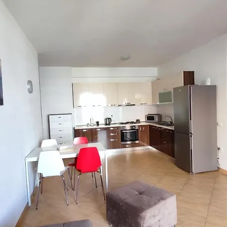 Kamax Apartment Vlore In Ottima Posizione