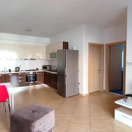 Apartment Kamax Apartment Vlore In Ottima Posizione Vlore