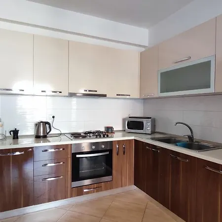 Apartment Kamax Apartment Vlore In Ottima Posizione Vlore