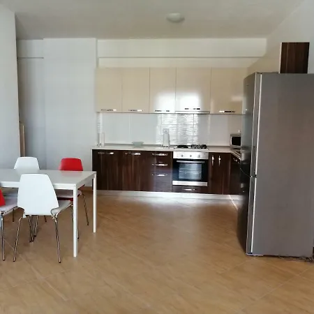 Kamax Apartment Vlore In Ottima Posizione Apartment Vlore